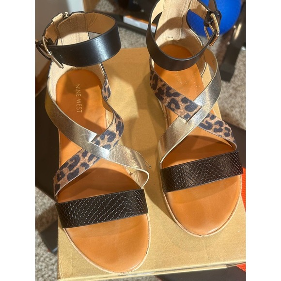 Nine West Bounce ankle wrap strappy sandals black and gold - Picture 1 of 6